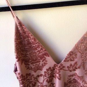 Blush Floral Velvet Midi Dress Size S